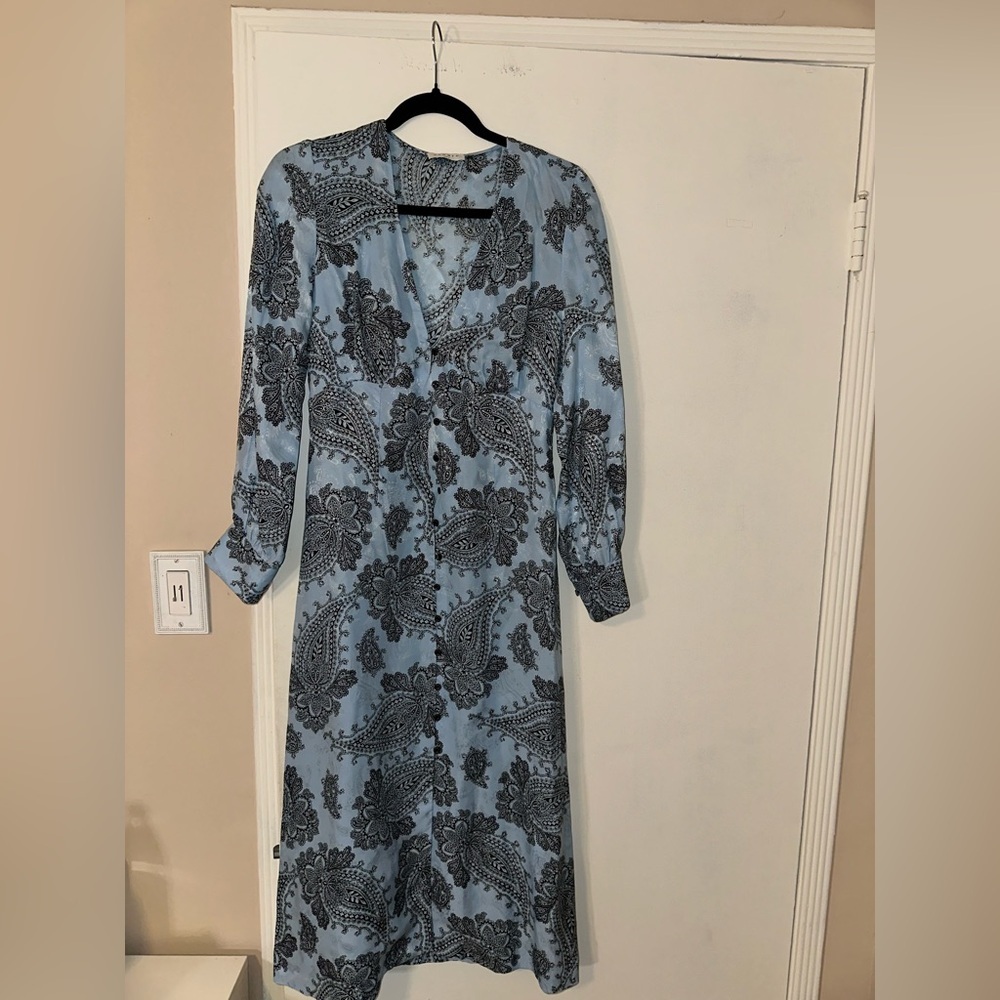 NWOT Sandro Blue Paisley Silk dress size 36 (US 4) - Picture 3 of 9